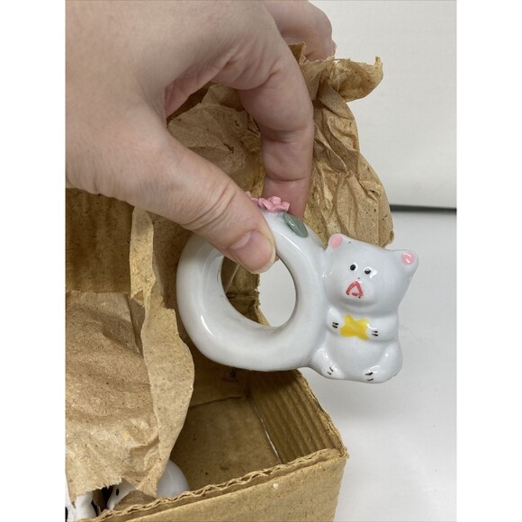 24 White Porcelain Teddy Bear Pink Roses Napkin Rings NEW in Box Set - Picture 6 of 15